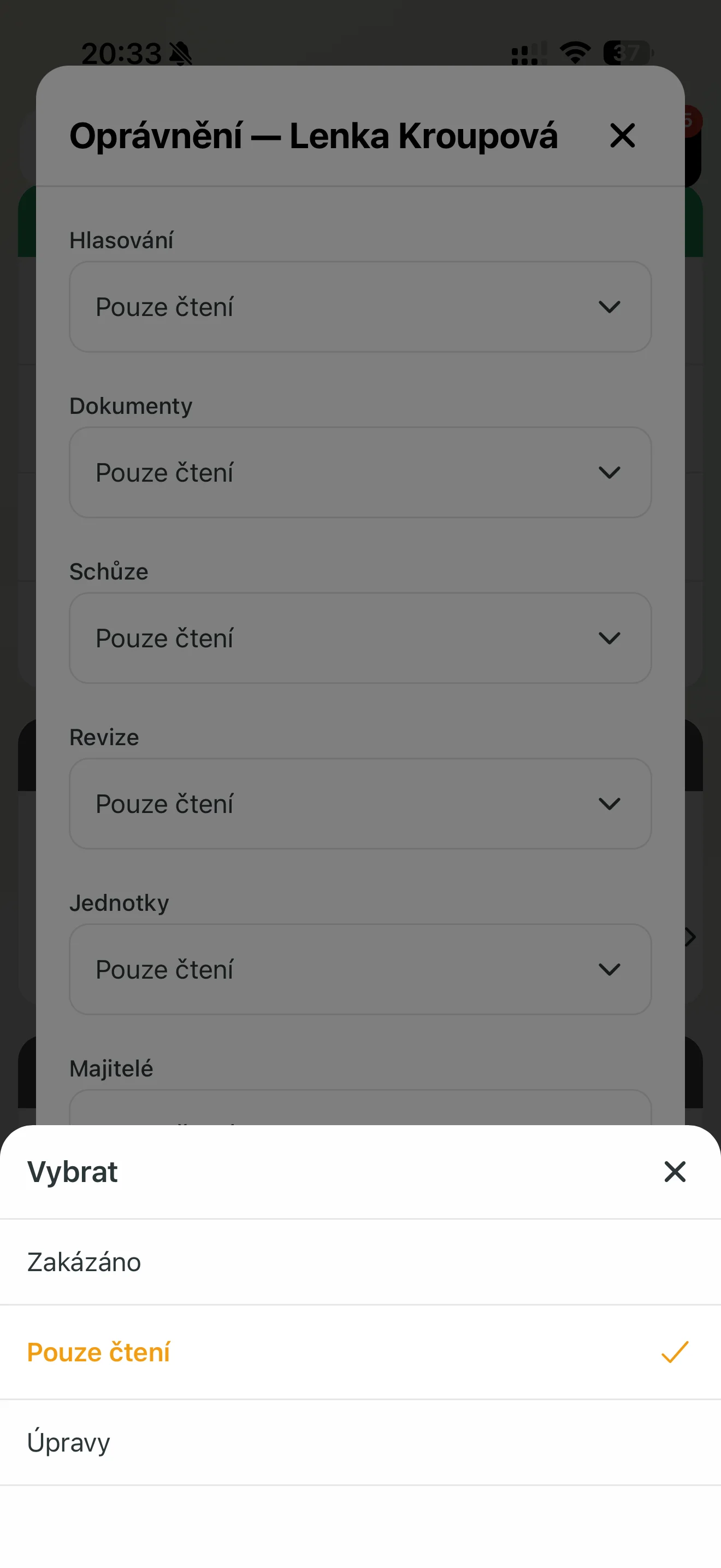Výběr úrovně oprávnění: Zakázáno, Pouze čtení, Úpravy